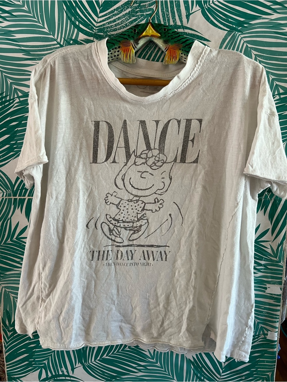 Aerie Peanuts graphic boyfriend t-shirt white Sally Brown ‘Dance the day away’XS